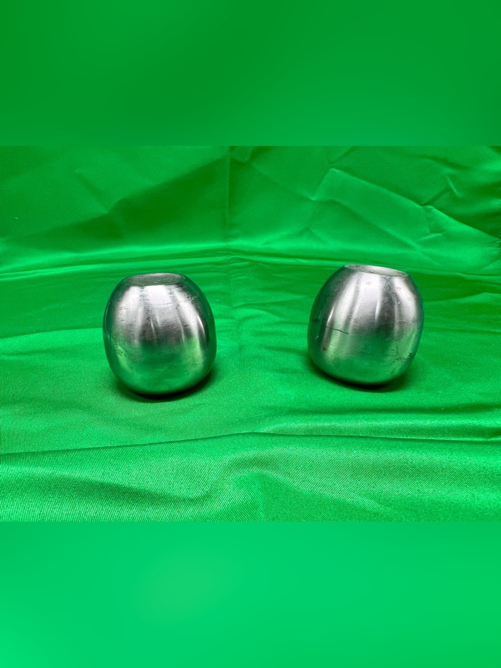 Stainless Steel Salt & Pepper Shakers - Silver - Picture 3 of 7